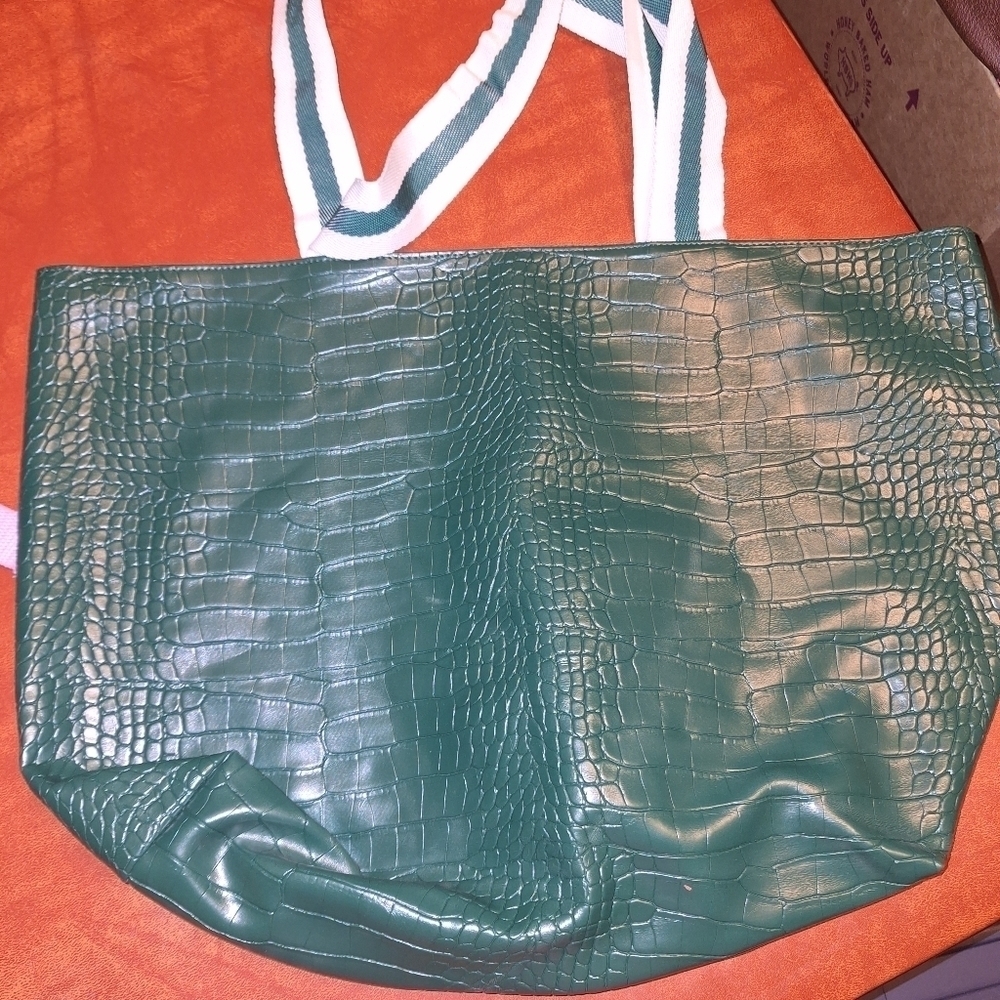 Saks Fifth Avenue Green Snakeskin Tote Bag